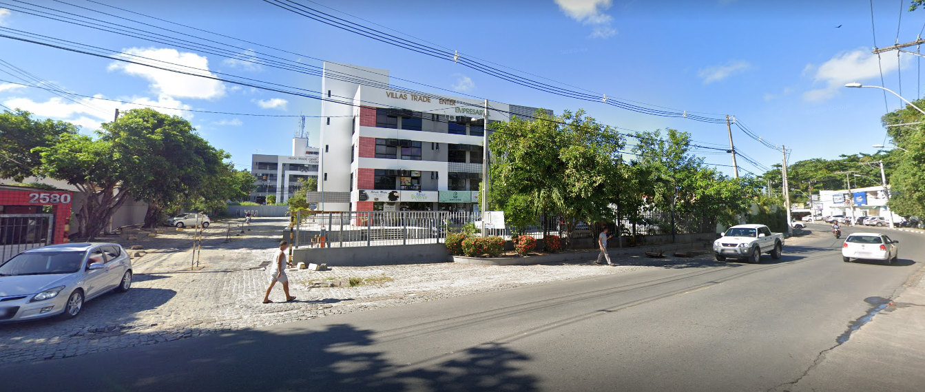 #466 - Sala Comercial para Venda em Lauro de Freitas - BA