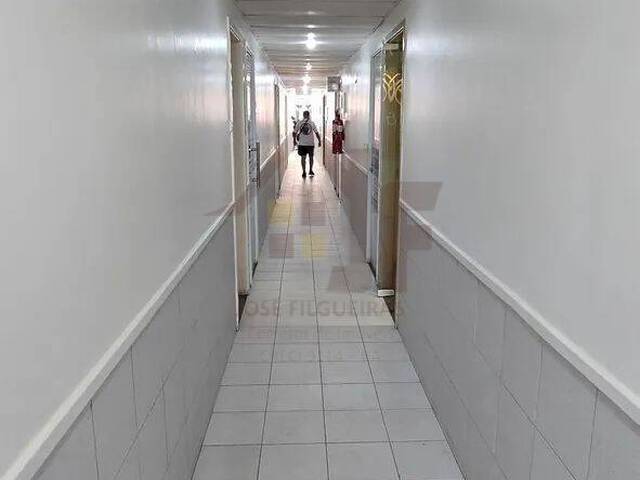 Sala Comercial para Venda em Lauro de Freitas - 3