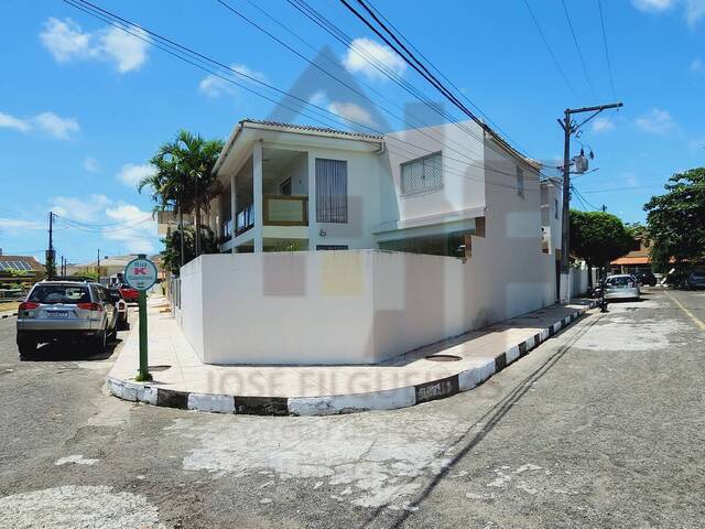 #406 - Casa para Venda em Camaçari - BA
