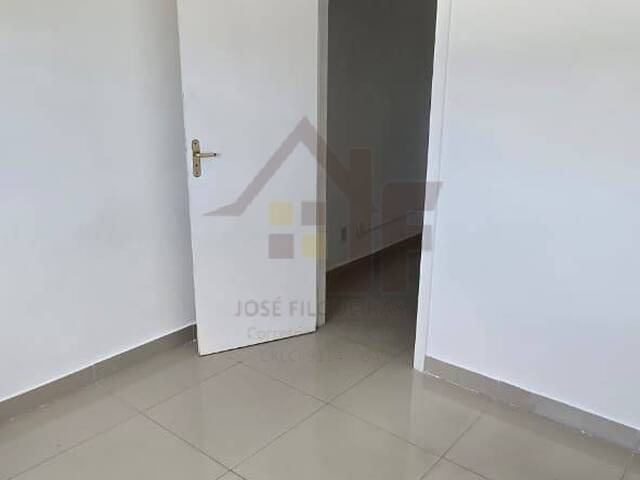 Sala Comercial para Locação em Lauro de Freitas - 4