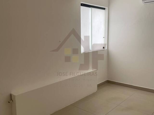 Sala Comercial para Locação em Lauro de Freitas - 3